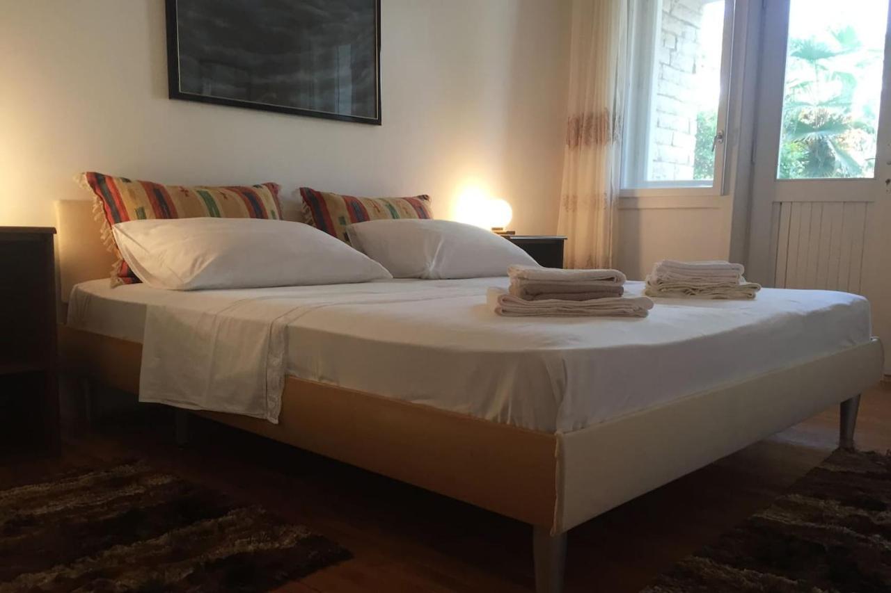 Domic ,Two Bedrooms Whit Large Terrace Njivice Dış mekan fotoğraf